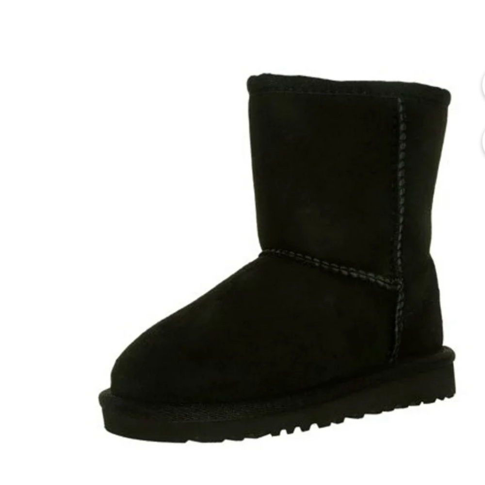 NIB UGG Classic II Short boots Black Sz 7 Toddler